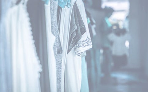 ���b�N�ۺ�ͬ